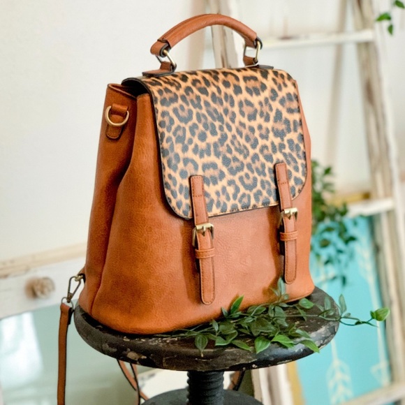 The House Of Gentry Handbags - Leopard Backpack